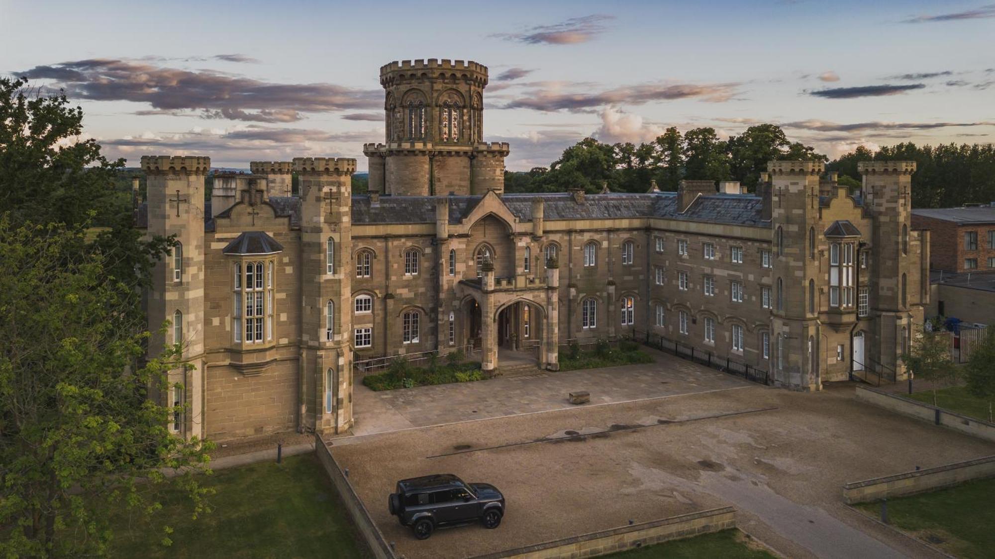 Studley Castle Hotel Buitenkant foto